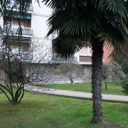 Apartment Al Numero 1 Novara